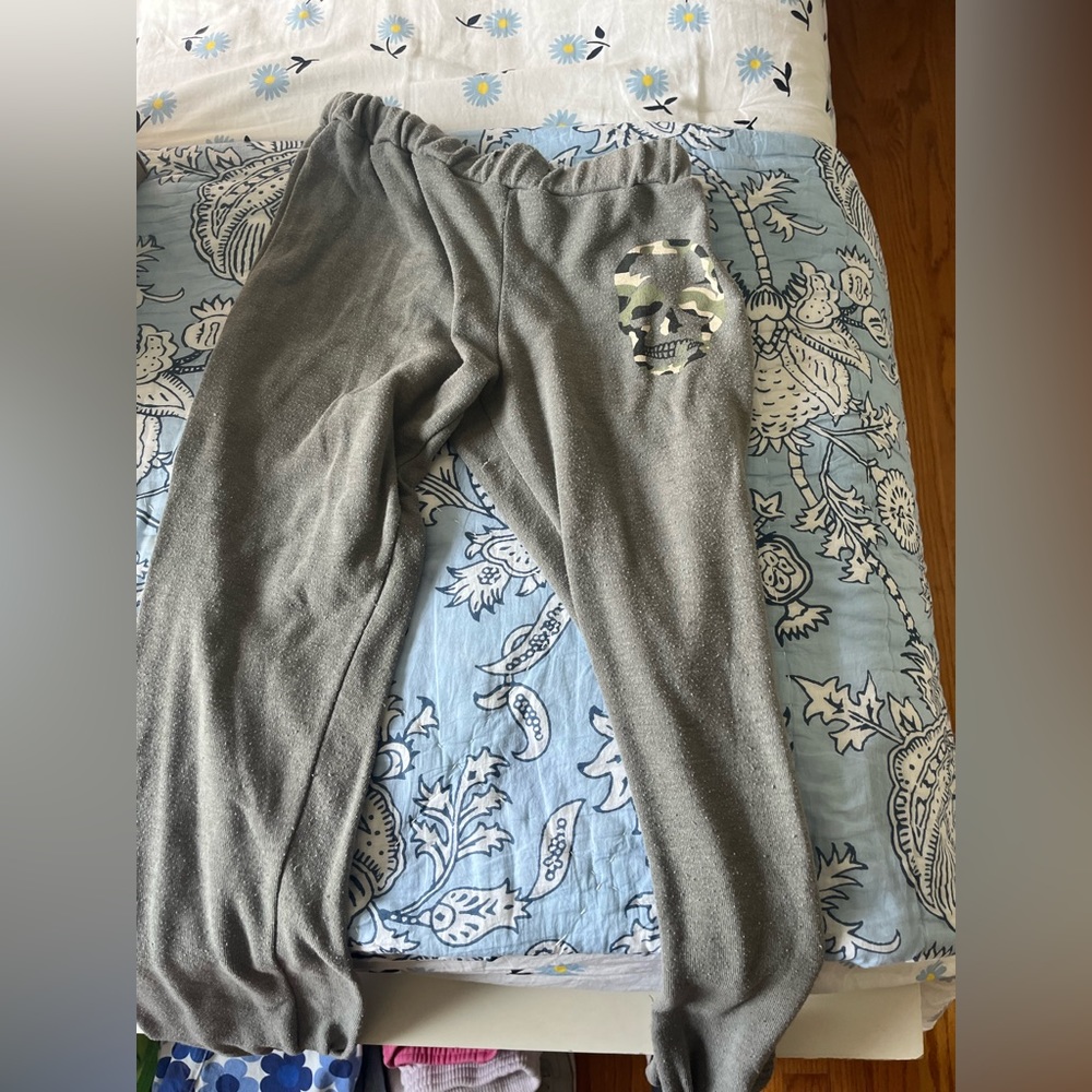 VINTAGE HAVANA JOGGERS! Love these and so comfy!